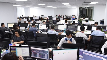 Chứng khoán đầu năm xanh mướt
