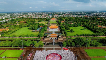 Thành phố Huế là đô thị di sản hiện đại trực thuộc Trung ương