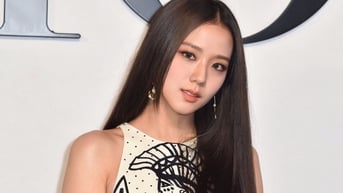 Jisoo hợp tác cùng Lee Min Ho trong phim có kinh phí gần 23 triệu USD