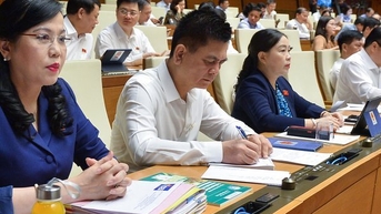 의회는 비자 기간을 90일로 연장하는 것을 승인했습니다.