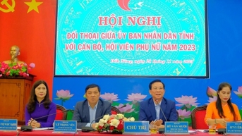 Hội nghị đối thoại giữa UBND tỉnh Đắk Nông với cán bộ, hội viên phụ nữ