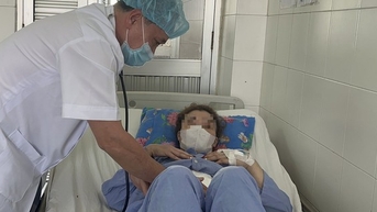 Cứu nữ bệnh nhân bị tai nạn vỡ gan khi đi xe máy về quê