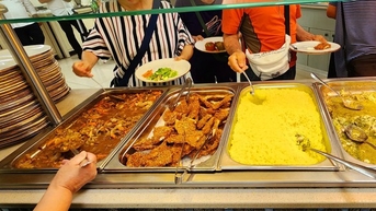 70% người cao tuổi không có thu nhập và 30% không có BHYT