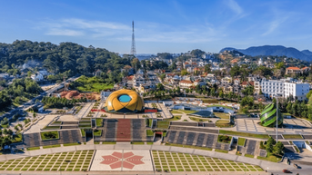 Bạn đã check-in hết các quảng trường nổi tiếng này tại Việt Nam chưa?