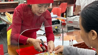 Sớm đồng loạt triển khai mua bán vàng trực tuyến