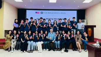 Học sinh ở Thanh Hóa có thêm cơ hội nhận học bổng tiếng Anh do Đại sứ quán Hoa Kỳ tài trợ