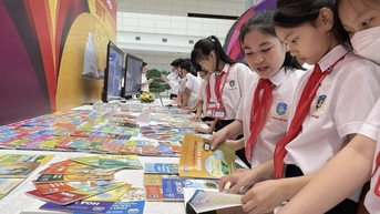 Giảm khâu trung gian trong chọn sách giáo khoa