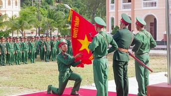 កិត្តិយសក្រោមទង់ជ័យ