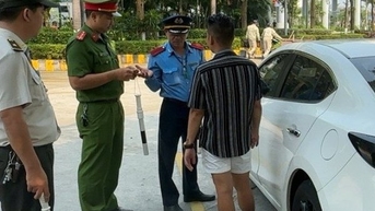 Tăng cường kiểm tra, xử lý xe dù bến cóc, xe ghép