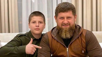 Con trai 16 tuổi của lãnh đạo Chechnya làm quan sát viên tiểu đoàn Nga