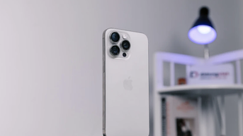 iPhone 15 Pro Max chỉ còn từ 28,79 triệu đồng