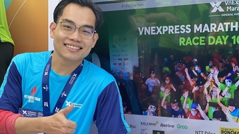 វេជ្ជបណ្ឌិតអាយុ 27 ឆ្នាំបានចូលរៀននៅសាលាវេជ្ជសាស្ត្រកំពូលរបស់ពិភពលោក