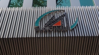 Chủ tịch Thuduc House bất ngờ xin từ chức khi vụ án tại công ty đang xử