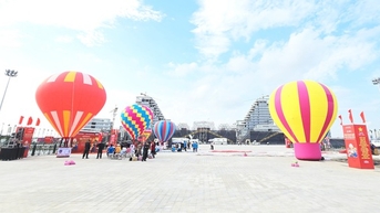 하이퐁 축제에서 무료 열기구 비행을 경험하세요