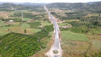 Chốt phương án di dời trụ điện "mọc" giữa dự án đường 1.800 tỷ ở Đắk Lắk