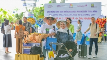 ក្រុមហ៊ុនអាកាសចរណ៍ Malaysia Airlines បើកផ្លូវហោះហើរទីក្រុង Kuala Lumpur ជាផ្លូវការ
