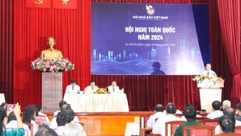 Báo chí cần tiếp tục phát huy vai trò xung kích trên mọi mặt trận