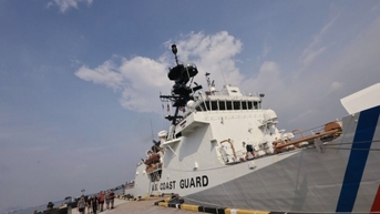 នាវា US Coast Guard Legend-class ធ្វើការហៅចូលកំពង់ផែជាលើកដំបូងនៅឯសមាជិកអាស៊ាន
