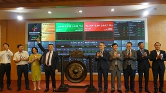 Cổ phiếu MZG của công ty chuyên về giấy tái chế chào sàn Upcom