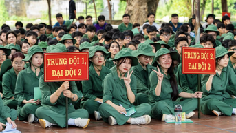 Trường thu học phí giáo dục quốc phòng hơn 7,6 triệu đồng có hợp lý?