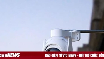 Từ vụ 11 học sinh ăn 2 gói mì, lắp camera có giám sát được lương tâm người thầy?