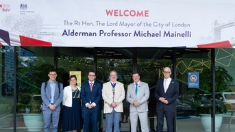 អភិបាលក្រុង London Financial District៖ BUV រួមចំណែកជំរុញកិច្ចសហប្រតិបត្តិការរវាងវៀតណាម និងអង់គ្លេស