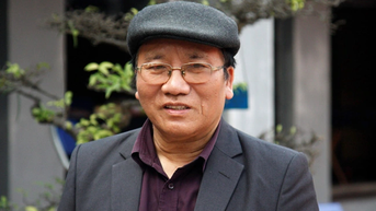 Nhà thơ Trần Đăng Khoa: Giỏi, giàu và dị