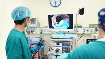 Cắt u đại tràng triệt căn ung thư