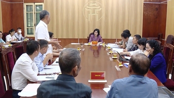 Phó Chủ tịch Thường trực HĐND TP Phùng Thị Hồng Hà tiếp công dân định kỳ