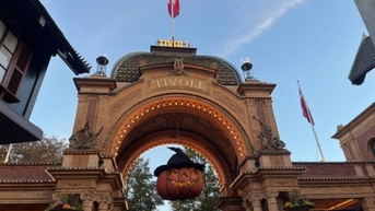 Công viên Tivoli biến hóa, đón chào Halloween kỳ diệu