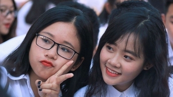 នាយកសាលា 'ផ្តល់ដំបូន្មាន' លើការកសាងវប្បធម៌នៃអាកប្បកិរិយានៅក្នុងសាលារៀន