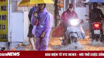 Kết thúc nắng nóng, Bắc Bộ chuyển mưa rào và dông