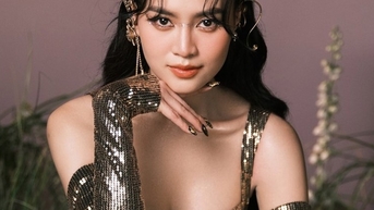 Nghịch cảnh của Ninh Dương Lan Ngọc