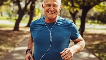 5 điều quan trọng để người trên 50 tuổi kiểm soát cholesterol, tránh đau tim