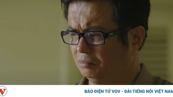 Hiếu bắt đầu nghi ngờ Linh gian díu với sếp