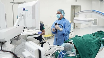 20 ឆ្នាំនៃការឈឺពោះដោយសារតែដុំថ្មមួយនៅក្បាលលំពែង