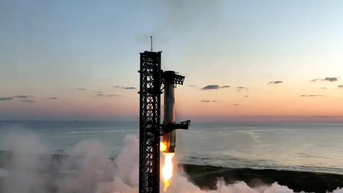 SpaceX가 Starship 로켓 시스템을 성공적으로 발사했습니다.