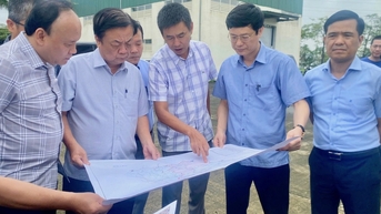 Bộ NN&PTNT kiểm tra công tác phòng chống thiên tai tại Hà Nội