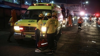 Giẫm đạp tại SVĐ El Salvador, ít nhất 12 người thiệt mạng
