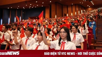 Sở GD&ĐT Hà Nội nhận Huân chương Lao động hạng Nhất