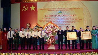 niềm vui đạt chuẩn nông thôn mới kiểu mẫu ở xã Quang Tiến