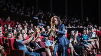 Legend Kenny G និយាយភាសាវៀតណាម ជួបទស្សនិកជននៅទីក្រុងហាណូយ