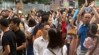 Vụ hàng trăm phụ huynh "vây" trường: Phòng GD&ĐT Nam Từ Liêm báo cáo gì?