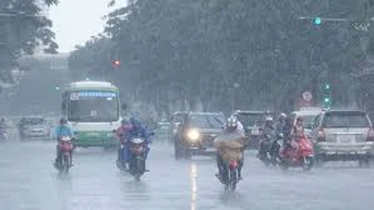Dự báo hôm nay (13-8): Bắc Bộ có mưa to đến rất to, đề phòng lốc, sét