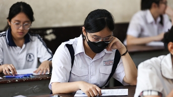 Đề thi Toán chuyên lớp 10 ở TP HCM