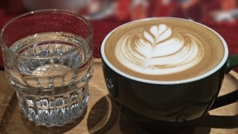 Uống cà phê có làm tăng bệnh trào ngược dạ dày?