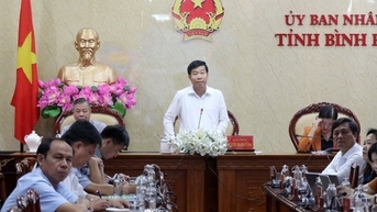 레민카이(Le Minh Khai) 부총리는 빈푹(Binh Phuoc) 및 떠이닌(Tay Ninh)성과 협력하고 있다