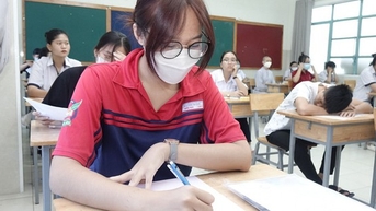Đáp án môn văn tốt nghiệp THPT quá mở, thí sinh có đạt điểm cao?