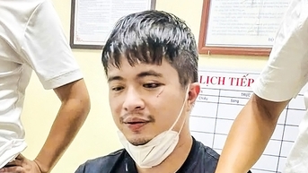 ចិញ្ចៀន​ក្លែង​បន្លំ​របស់​លោក Pips Pho Duc Nam “ធំ​បំផុត​ក្នុង​ប្រទេស​វៀតណាម​ក្នុង​ការ​ប្តូរ​ប្រាក់ និង​មូលបត្រ”