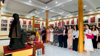 Hội Nhà báo TP Hà Nội về nguồn tại di tích nơi thành lập Hội Nhà báo Việt Nam